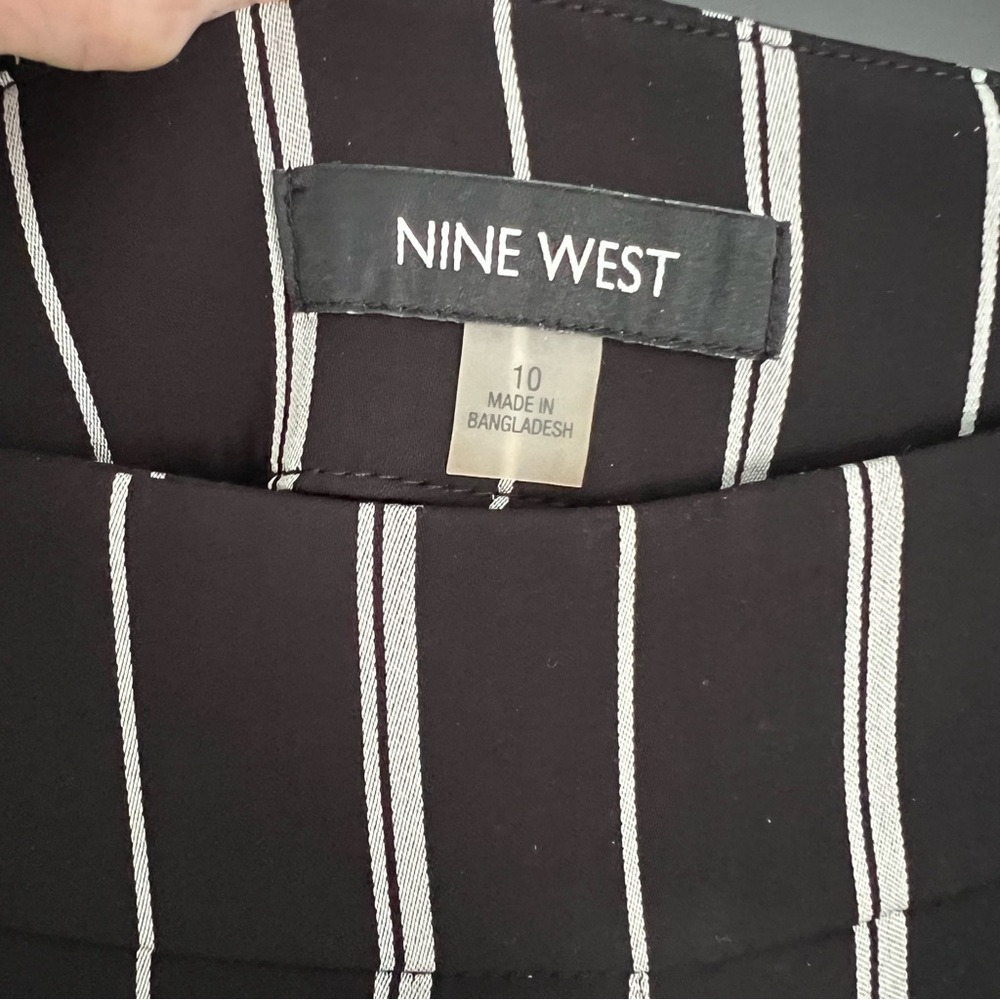 Nine West 2 piece pant suit - Picture 8 of 10